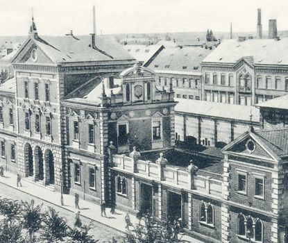 Ludwigsbahnhof Monochrome picture of the historic Ludwigsbahnhof at the Fürther Freiheit